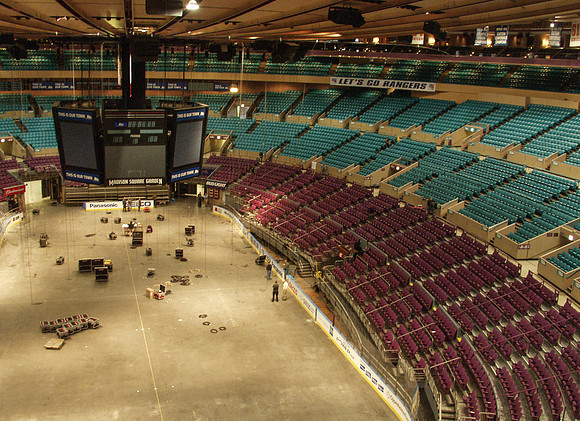 Ice Rink-Right