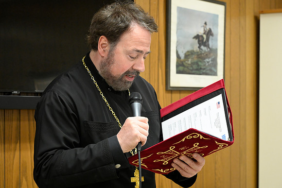 _DSC1065 - Father Peter