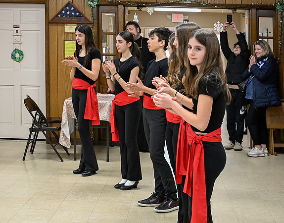 _DSC1103 - Dancers