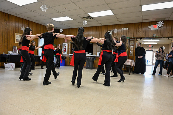 _DSC1109 - Dancers