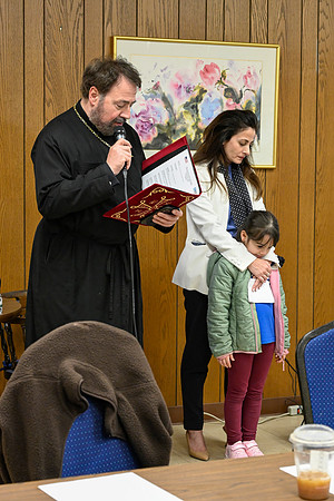 _DSC1120 - Father Peter and Anna