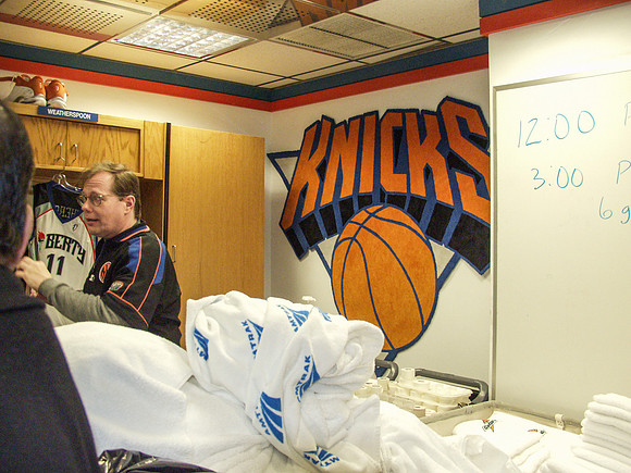 Locker room-NJ Knicks-4
