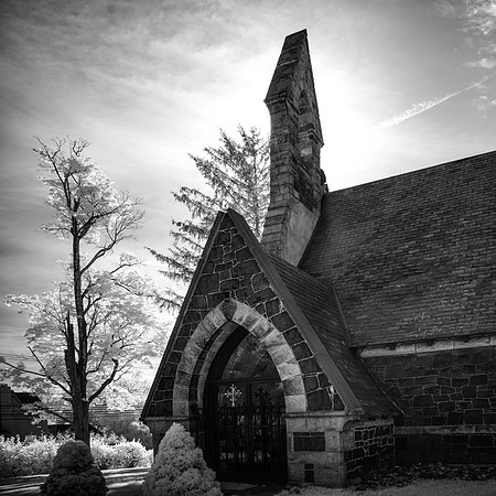 760nm_DSC1332 - monochrome - squared