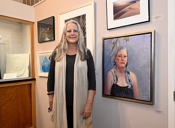 _DZ90227 (Amy Dudash Robinson)