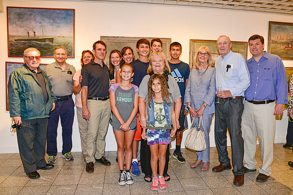 _8003784 - family group - 6x9