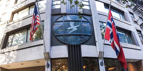 Pano of Building IMG_0979 - 5x10