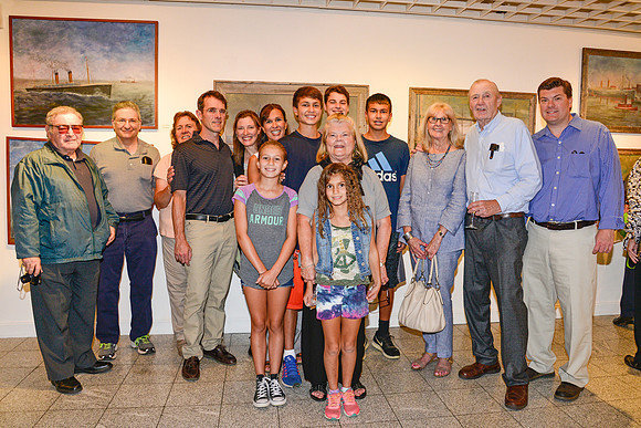 _8003784 - family group - 8x12