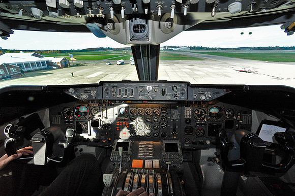 _DSC1287 (Cockpit front window view)