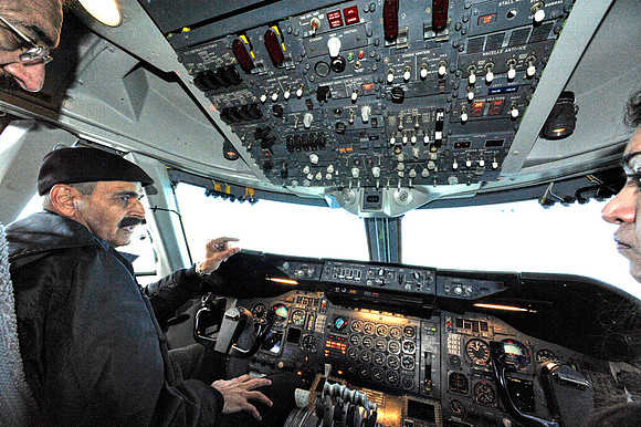 _DSC1294 (Captain at the Helm)