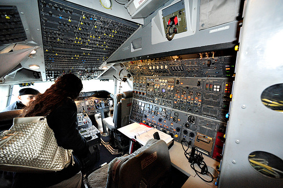 _DSC1271 (Flight engineer's station)