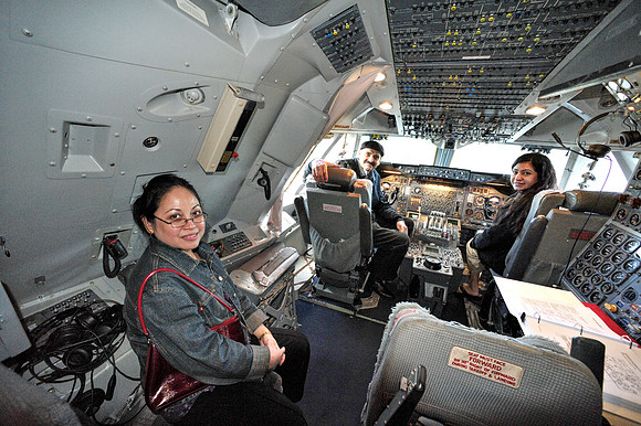 _DSC1272 (Cockpit - 4 person seating)