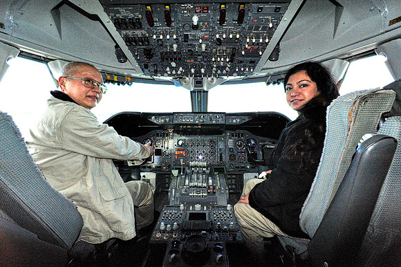 _DSC1307 (Cockpit - Me Captain)