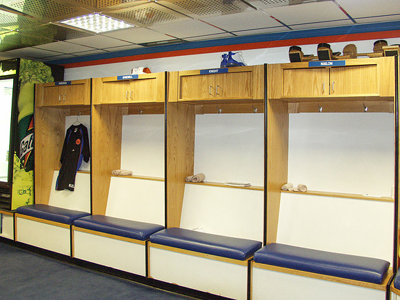 Locker room-NJ Knicks-1