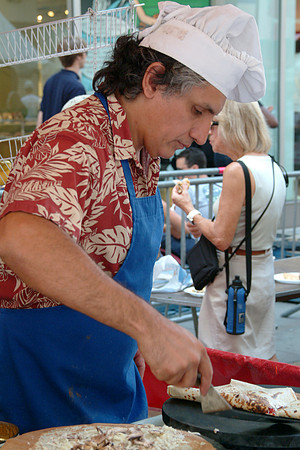 Chef cooking-01